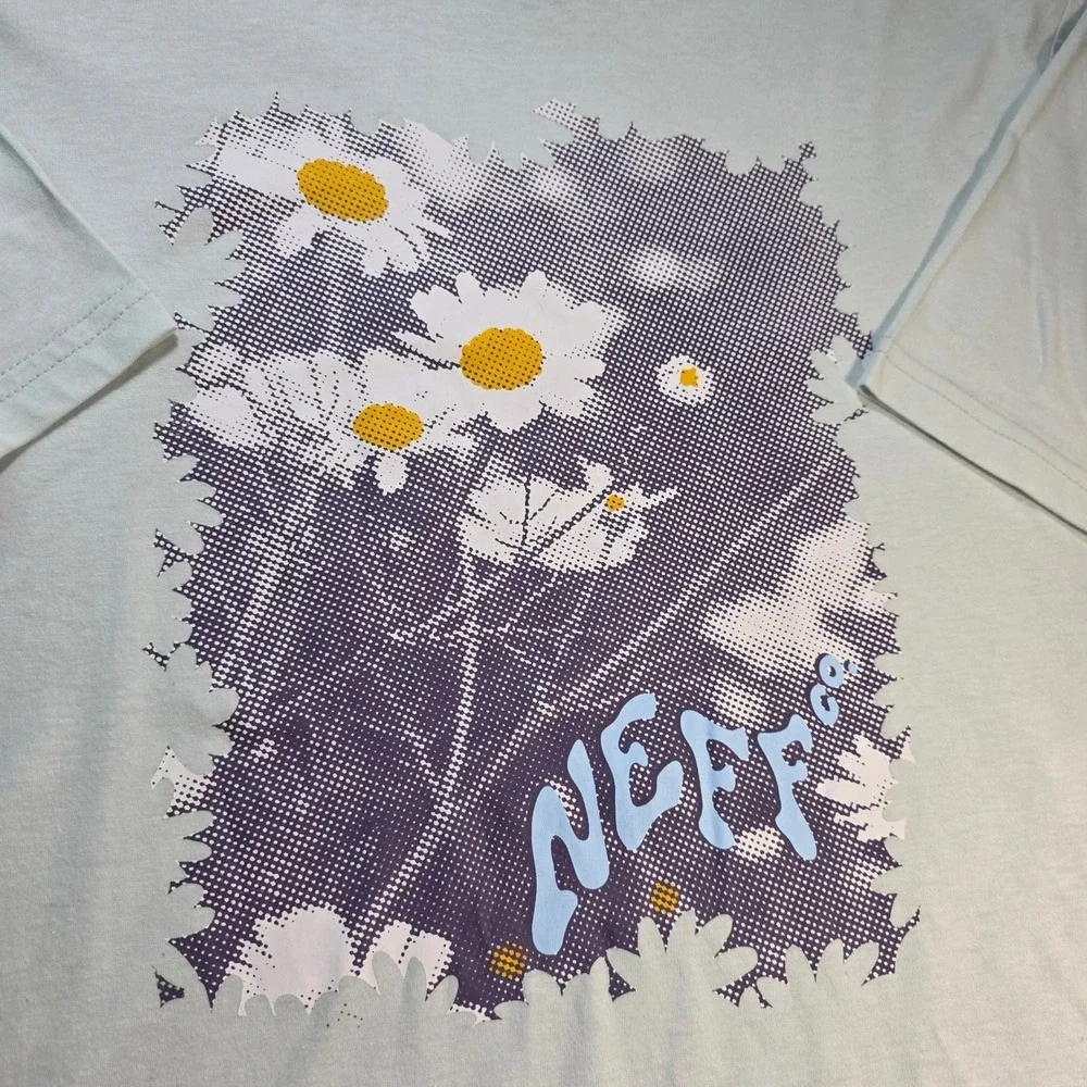 Neff Mens Daisy Floral Graphic Tee Light Blue Mint Green Short Sleeve Size M